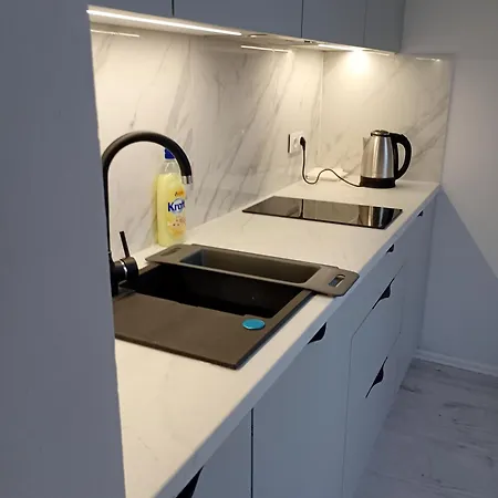 Nr 10 - Kamienica Kameralna - Senatorska 4 - Dostęp Na Kod