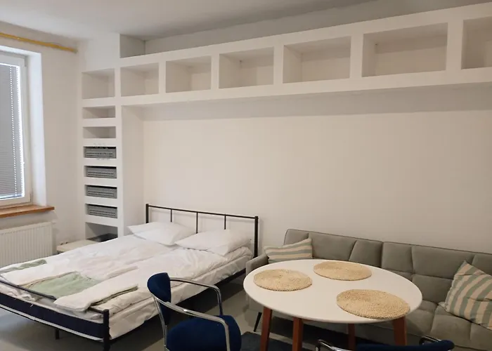 Nr 10 - Kamienica Kameralna - Senatorska 4 - Dostep Na Kod